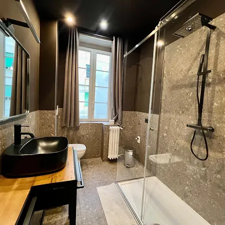 New Amazing Bilo In The Heart Of From Moscova Group * Milánó